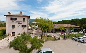 Village Green Assisi